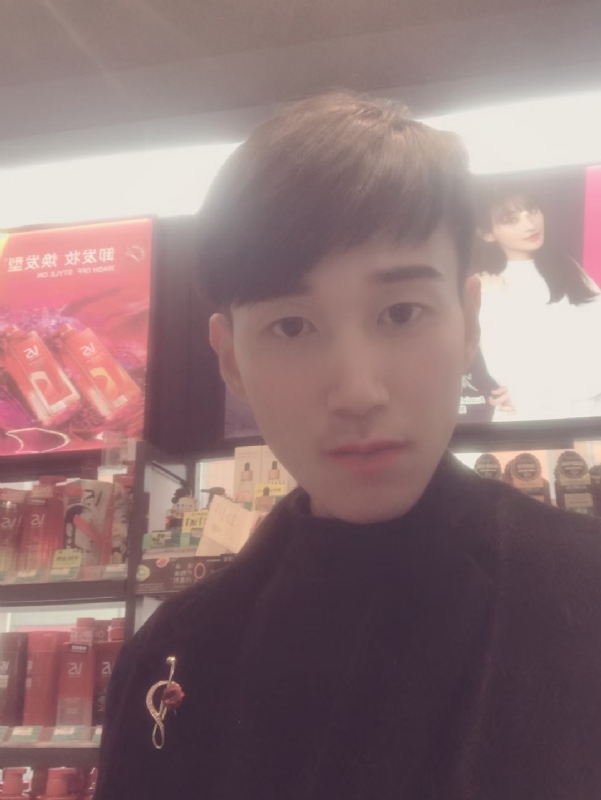 唯美的爱情故事的第一张照片--河南蓝颜知己交友网