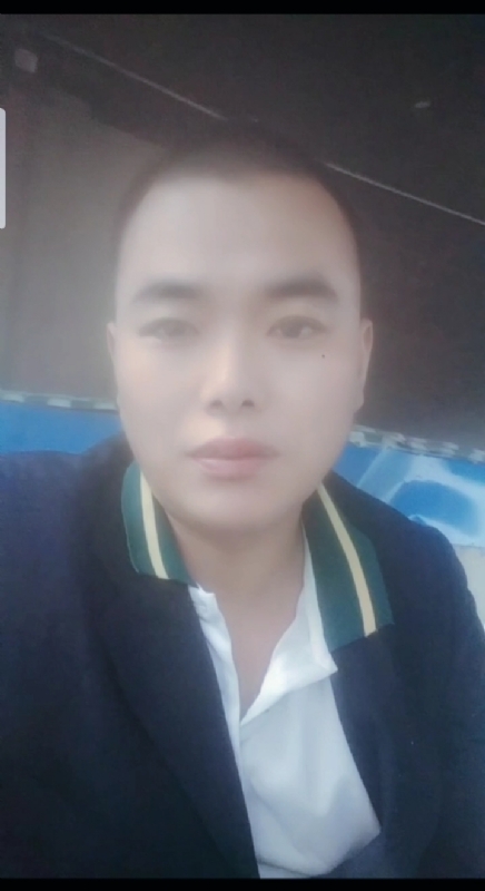 阳光男孩的第一张照片--河南蓝颜知己交友网